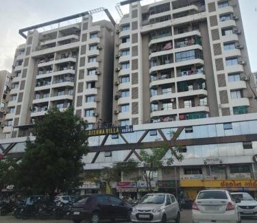 Chandkheda Hotel | The Royal Square - Sky Stays (Chandkheda)