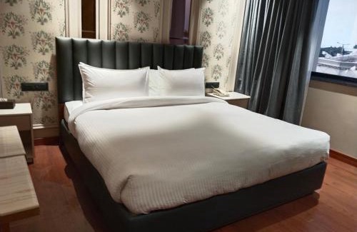 Rohtak Hotel | The Royal Velvet Hotel & Resort