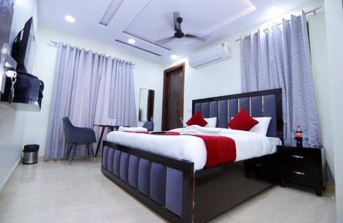 Sector 70 Hotel | THE ROYAL VILLA - Noida Sector 70