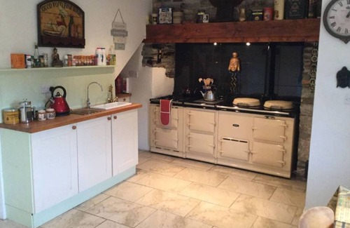 Murroogh House | The Sanctuary: Secluded 5 Bed Cottage sleeps 11