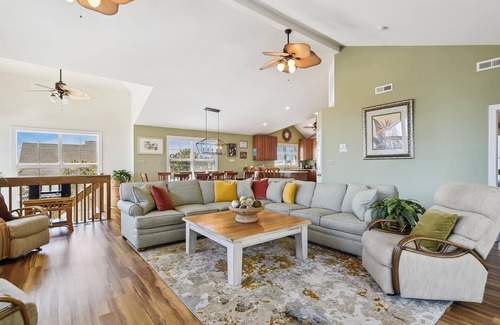 South Bethany House | The Sand Trap in South Bethany: Steps from the ocean! Hot Tub! Captain's walk!