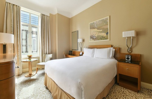 London City Centre Hotel | The Savoy