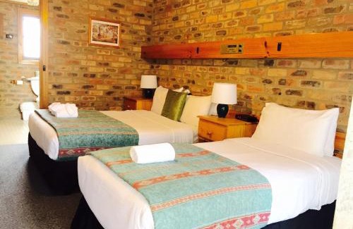 Echuca Hotel | The Settlement Historic Hotel