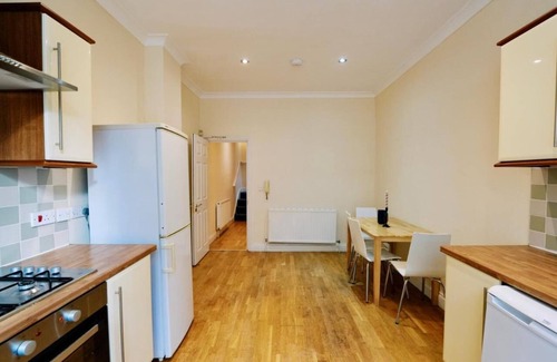 Somers Town House | The Shakespeare Residence in Kings Cross! 3 Floors