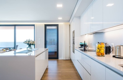 Parede Apartment | The Shoreline 3 by Portugal Portfolio