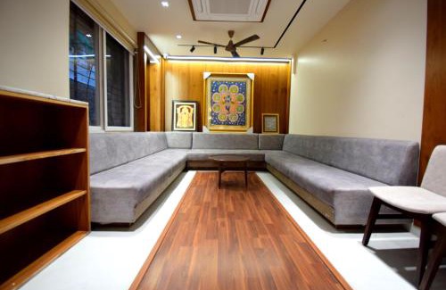 Nathdwara Hotel | The Sky Imperial Hotel Sugam - 10 Meters from Shrinathji Temple