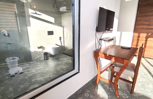 Kumbhalgarh Hotel | The Sky Imperial Pavoreal Jungle Resort