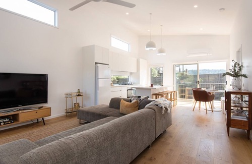 Safety Beach House | The Snug by Property Mums