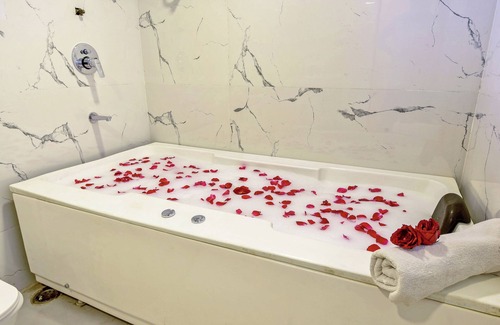 Dombivli East Hotel | THE Solitaire Residency