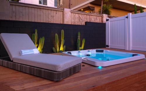 North Redondo Apartment | The South Bay Retreat