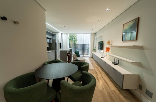 Estados Condo | The Spot One Apartment