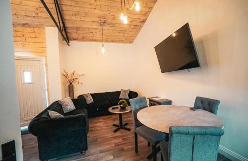 Longton House | The Stags Den