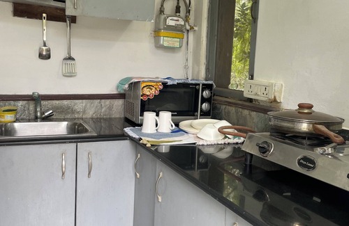 Sainik Farm Bed & Breakfast | The Stay Inn New Delhi