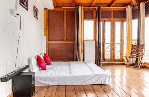 Bhowali Villa | The sunrise Himalayas view cottage