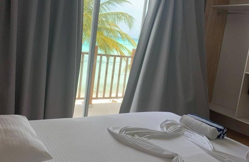 Dhiffushi House | The Sunset Villa