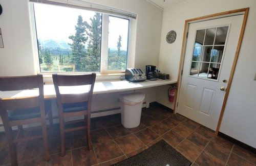 Healy House | The Taiga House - inspiring mountain views at the edge of Denali National Park