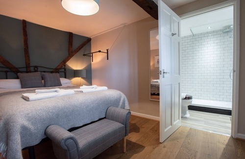 Stanton Saint John Bed & Breakfast | The Talkhouse