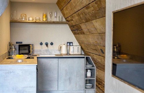 Llanarth Cottage | The Tri-pod