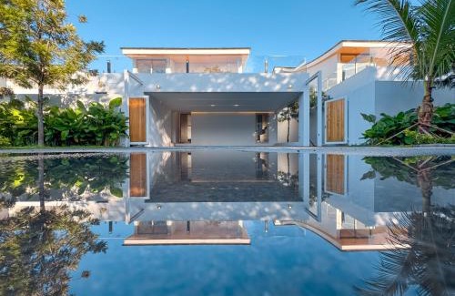 Bang Tao Villa | The Trinity new modern 5BR villa with 20M Pool