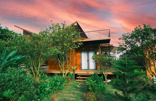 Bao Lam Cabin | The Tropicana B'la Village