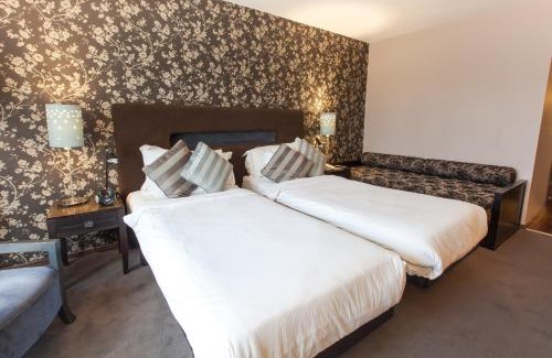 Barna Hotel | The Twelve Hotel