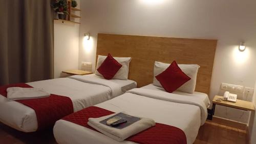 Jubilee Hills Hotel | The Urban Stays