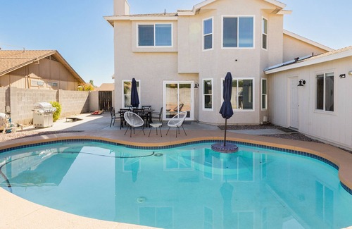 Deer Valley Estates House | The Villa- A Modern 5 bedroom Home with a Pool