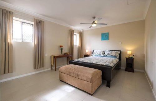 Deception Bay Villa | The Villa at the Bay