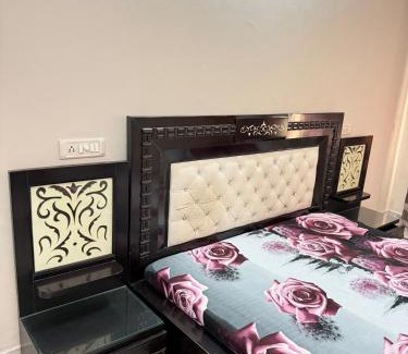 Karnal Apartment | The Villa Sec 13 Cheerfull 4 bedroom house