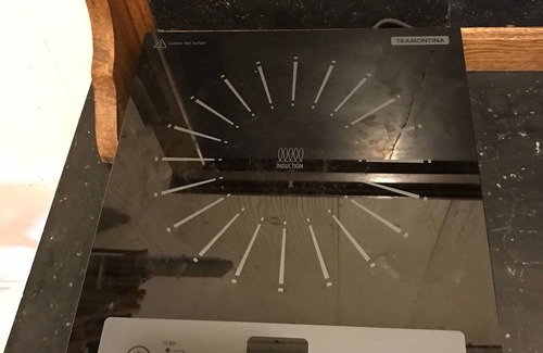 Grants Pass Cottage | The Vintage Cottage with riverfront access