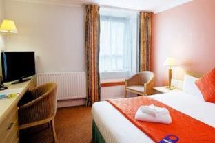 Hemel Hempstead Hotel | The Watermill Hotel, Sure Hotel Collection by Best Western