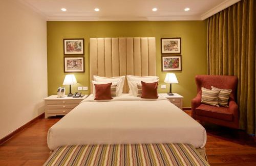 Krishnarajapura Hotel | The Waverly Hotel & Residences