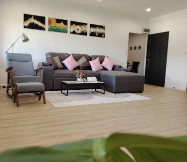 Chiang Rai Bed & Breakfast | The Well House By Dao