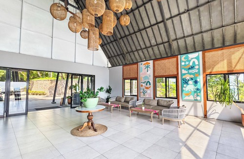 Bulakan Hotel | The West Cove Hotel