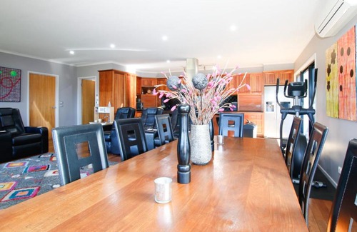 Warrnambool House | 'The Wetlands'