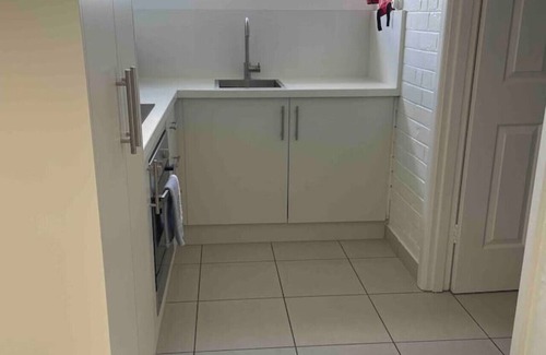 Lakes Entrance Apartment | The Wheelhouse - 2br Waterfront Apartment in Town.