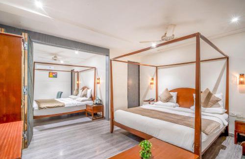 Gwalior Hotel | The White Seasons