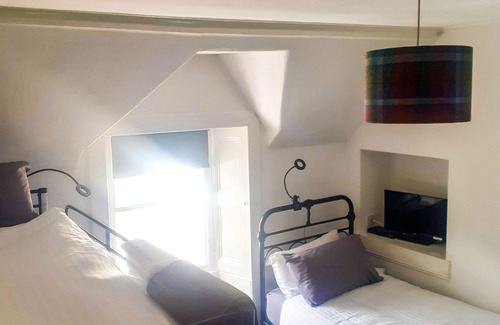 Strathyre Hotel | The White Stag