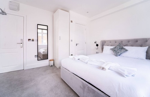 Wimbledon Park Hotel | The Woodman Hotel