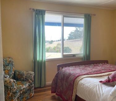 North Bruny House | The Woolshed and Farmhouse Blue, Bruny Island