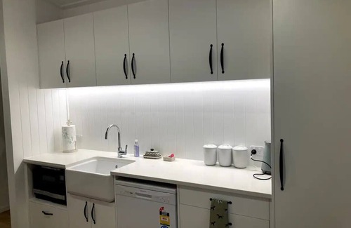 Oruanui Apartment | The woolshed - pet friendly luxury retreat