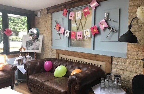 Shipton under Wychwood Hotel | The Wychwood Inn