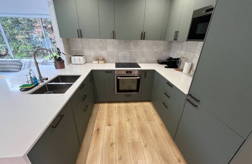 Wyong House | The Wyong River House-Pool/Fishing/Kayak/Fireplace