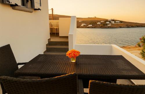 Loutra House | Theis Seafront Retreat - Loutra Seaview Bliss