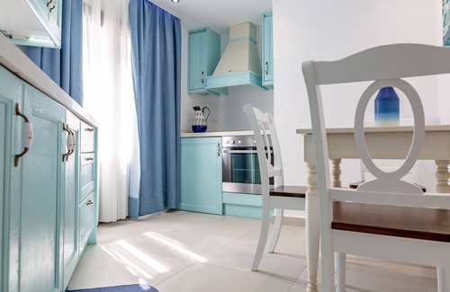 Panagia Apartment | Theoxenia Deluxe Apartment with Mountain View