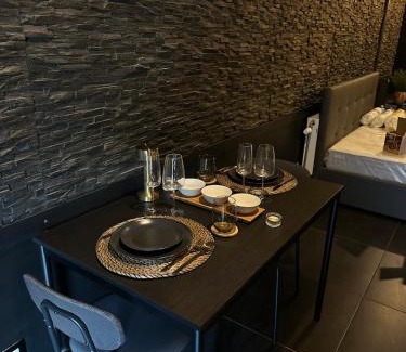 Courcelles Apartment | Thera Priva chambre de luxe