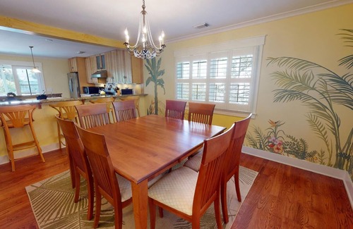Tybee Island House | Thirst N' Howl | Private Pool, Rooftop Deck, Walk to Beach!