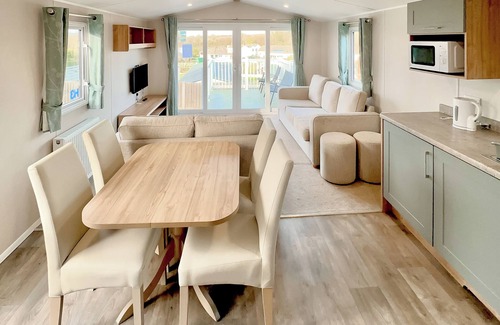 Leedstown House | This 3-Bedroom Deluxe Holiday Home is perfect for families of up to six.