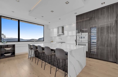 Central Okanagan House | This house is a 4 bedroom(s), 3 bathrooms, located in West Kelowna, BC.