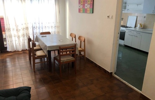 Drasnice Apartment | Three bedroom apartment near beach Drašnice, Makarska (A-23448-b)